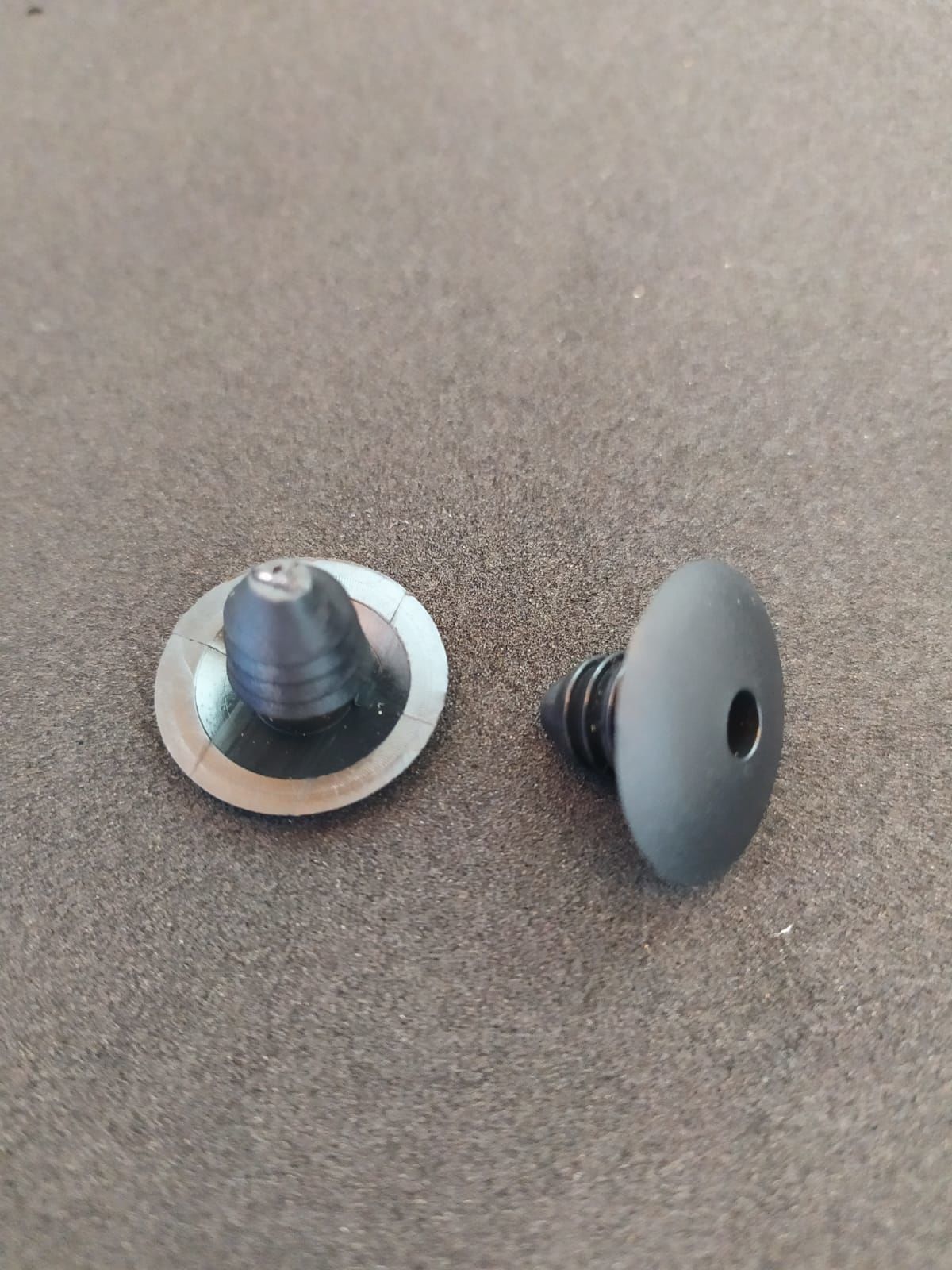 Volkswagen - Bagaj Döşeme Klipsi [19186719901C]