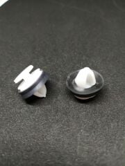 Peugeot / Renault / Seat / Skoda - Kapı Döşeme Klipsi [6991.Y8 9341.PF   7703077469  5J0867276]